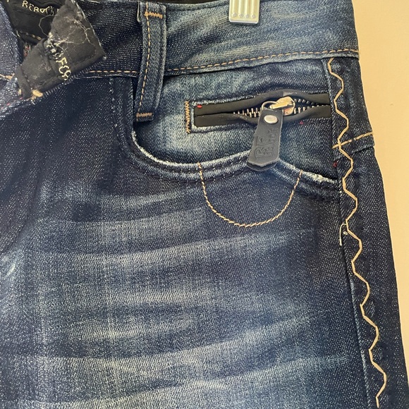 Express Jeans - Picture 3 of 5